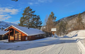Stunning Home In Hovet With House A Mountain View